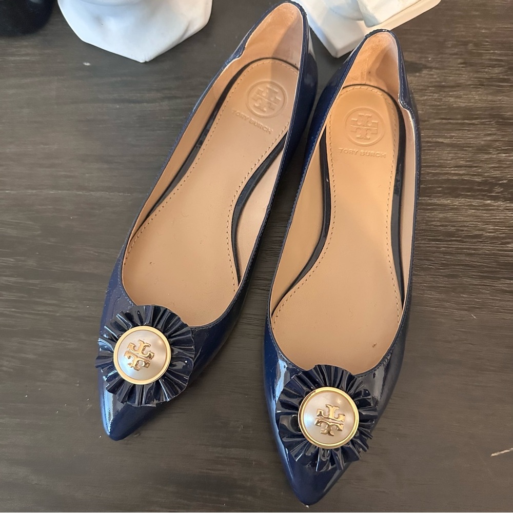 Tory Burch Melody Pointed Toe Flats size 5 1/2